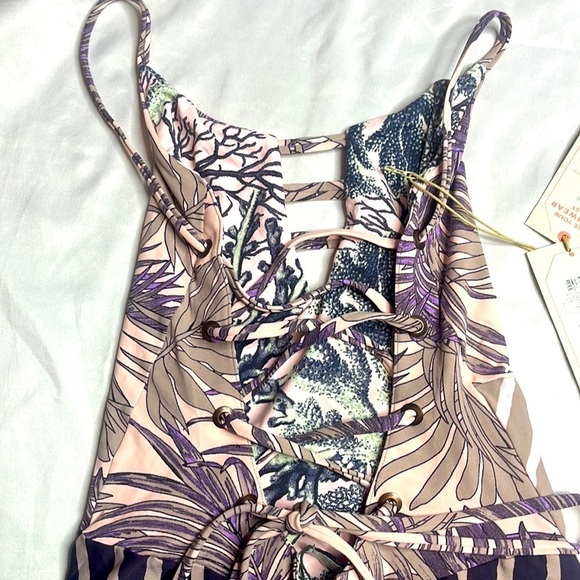 Maaji Women's Standard Bossa Nova Boss Reversible One Piece Swimsuit - Picture 8 of 9